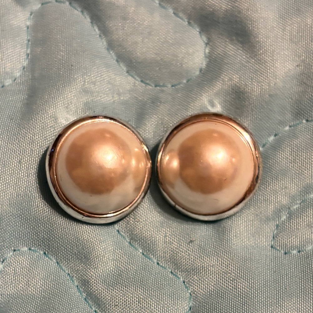 Classic Pearl Dome Stud clip on Earrings - Cream Pearl with Silver Trim